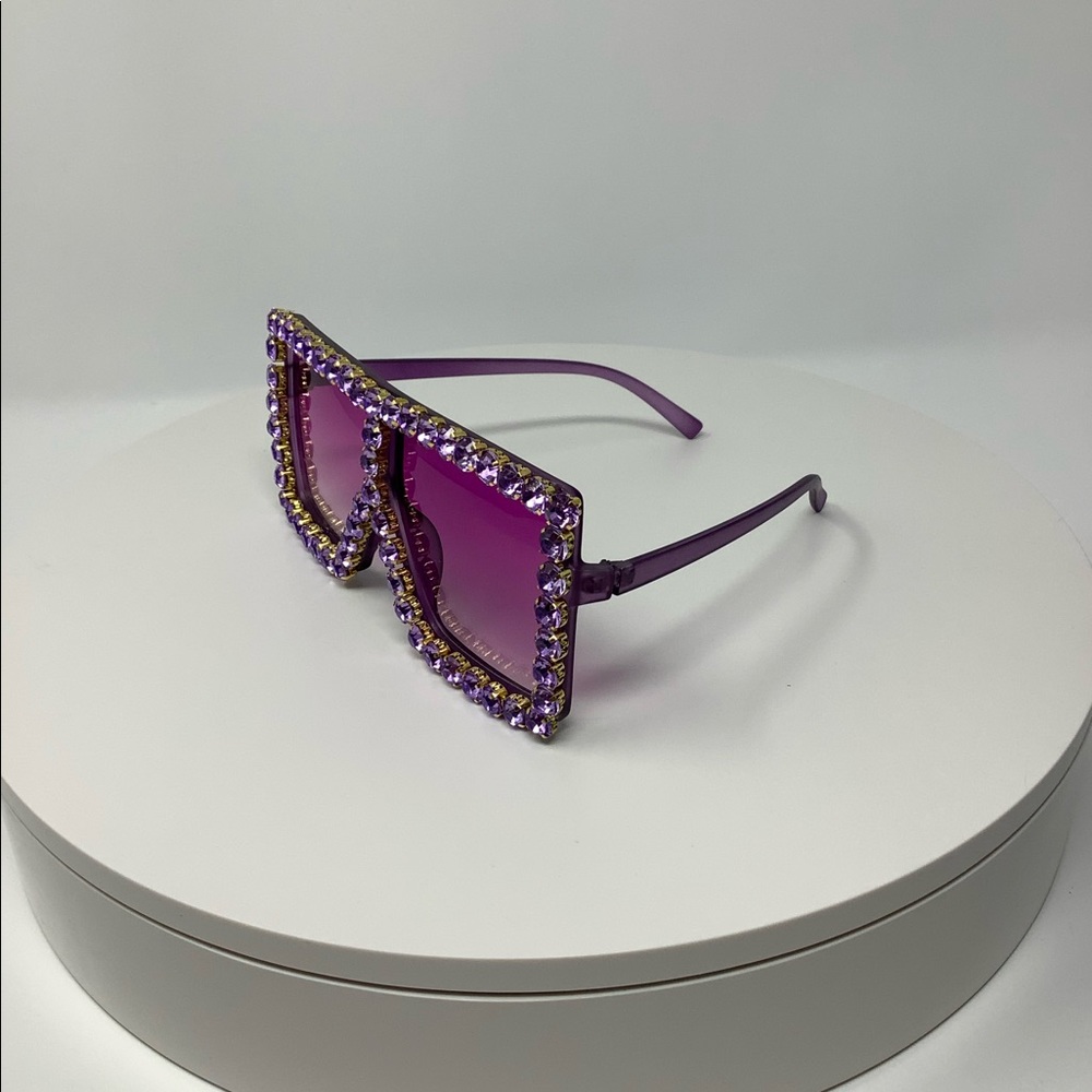 GLAM PURPLE DIAMOND FASHION SUNGLASSES